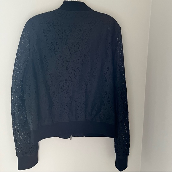 Lace Jacket - Picture 7 of 8